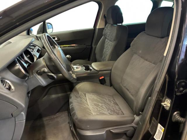 Peugeot 3008 image 3