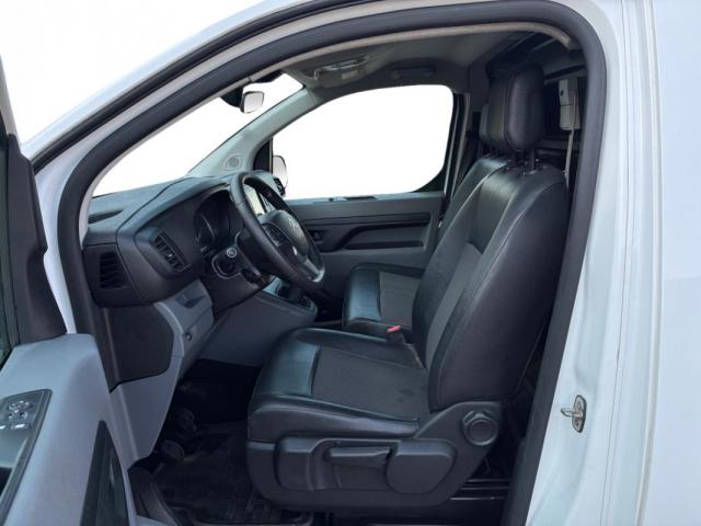 Citroen Jumpy image 8
