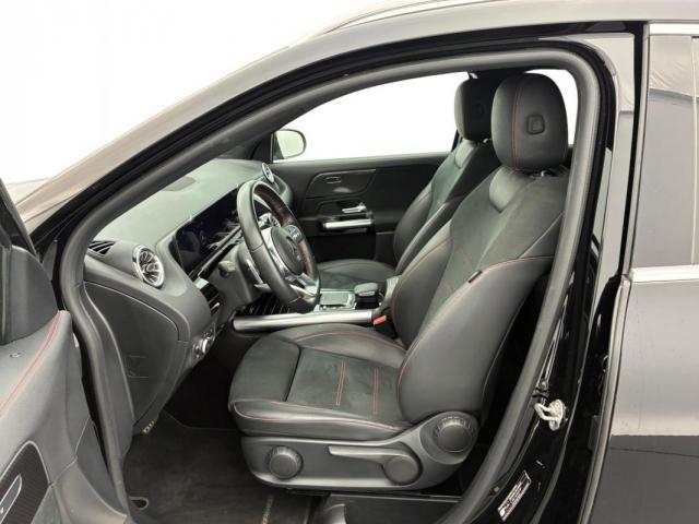 Mercedes Benz Gla image 5