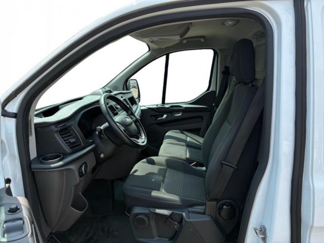 Ford Transit Custom image 5