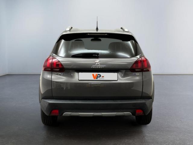 Peugeot 2008 image 2