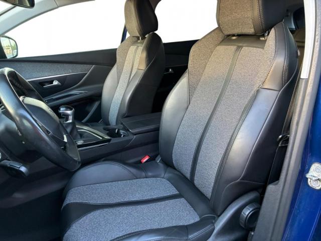 Peugeot 3008 image 3