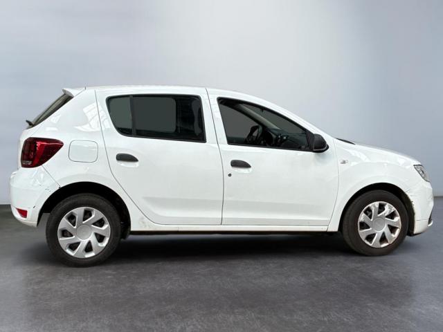 Dacia Sandero image 2