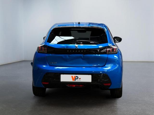Peugeot 208 image 8