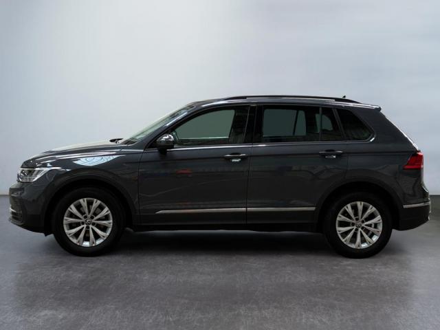 Volkswagen Tiguan image 8
