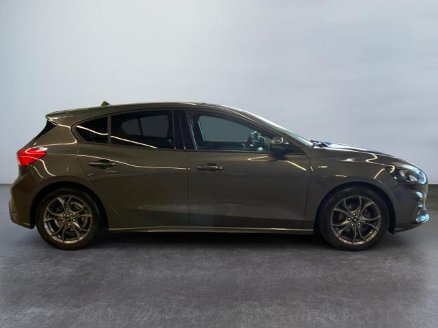 Ford Focus image 5