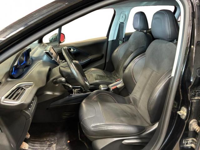 Peugeot 2008 image 4