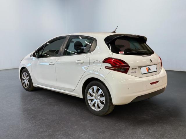 Peugeot 208 image 7