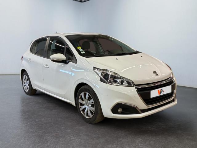 Peugeot 208 image 5