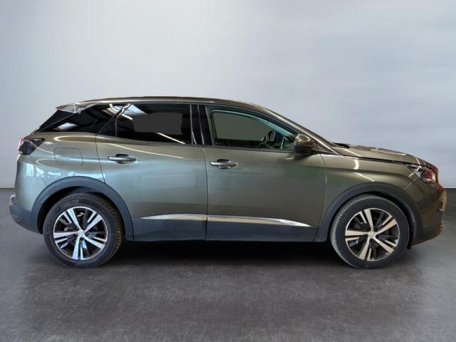 Peugeot 3008 image 1