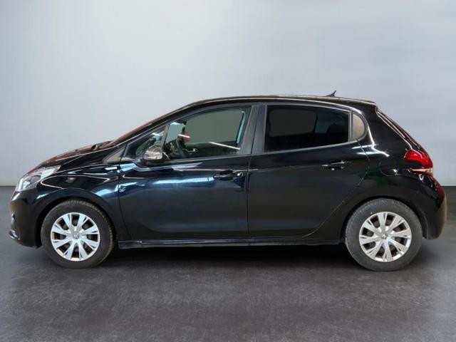 Peugeot 208 image 2