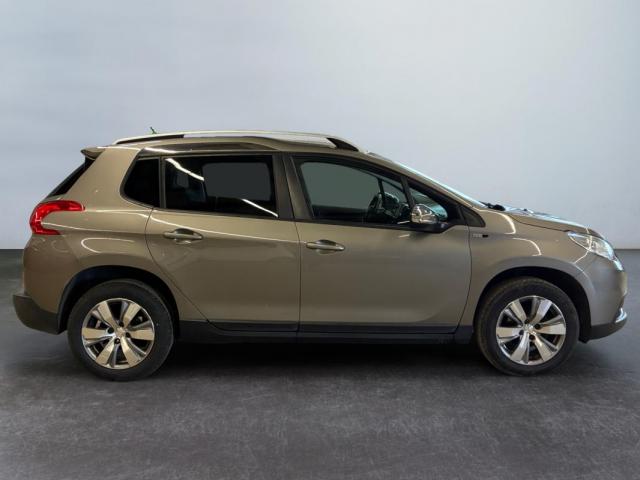 Peugeot 2008 image 4