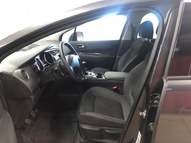 Peugeot 3008 image 2