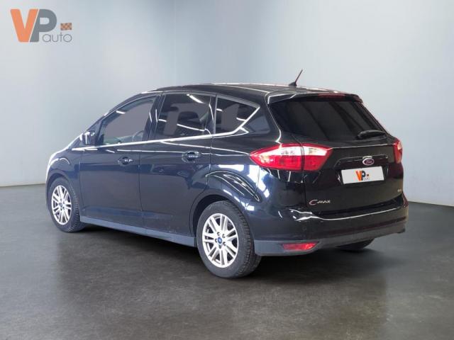 Ford C-Max image 8