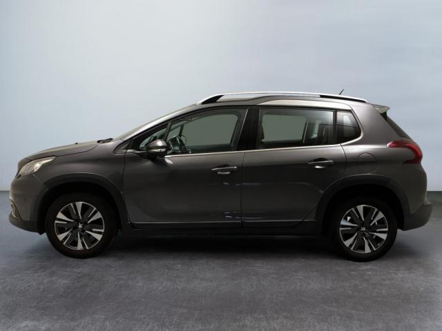Peugeot 2008 image 3