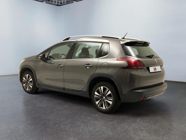 Peugeot 2008 image 8