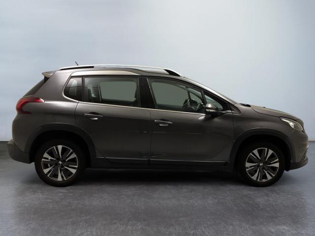 Peugeot 2008 image 6