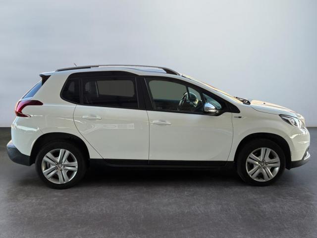 Peugeot 2008 image 6