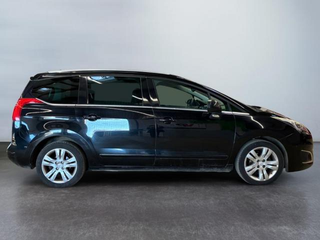Peugeot 5008 image 3