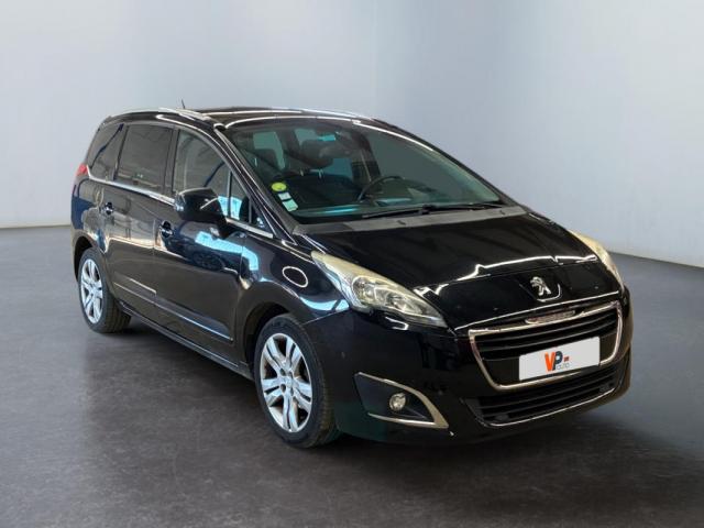 Peugeot 5008 image 2