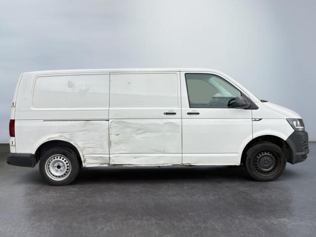 Volkswagen Transporter image 7
