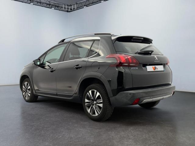 Peugeot 2008 image 6