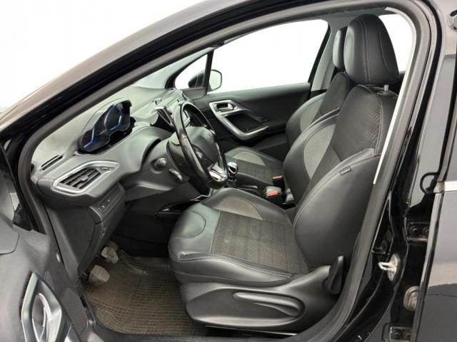 Peugeot 2008 image 3