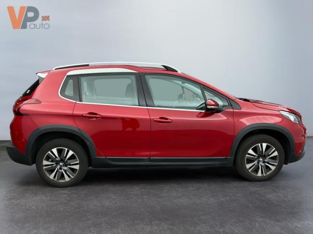 Peugeot 2008 image 8