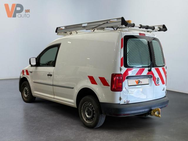 Volkswagen Caddy Van image 3