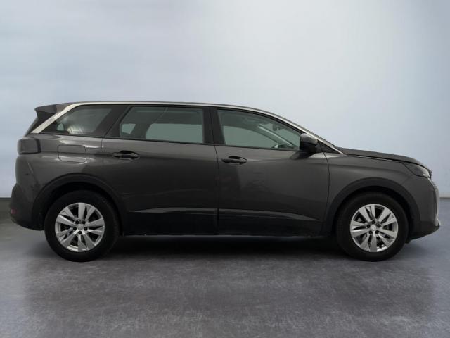 Peugeot 5008 image 3