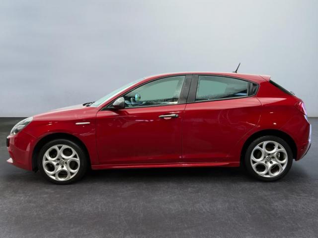 Alfa Romeo Giulietta image 2