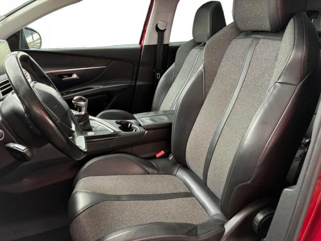 Peugeot 3008 image 1