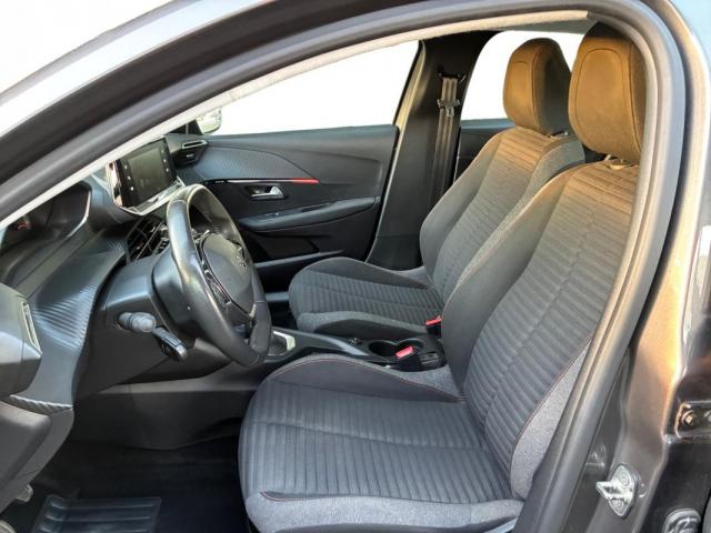 Peugeot 208 image 2