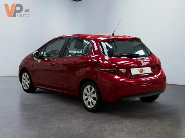 Peugeot 208 image 7