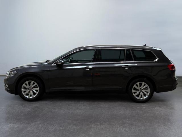 Volkswagen Passat Sw image 3