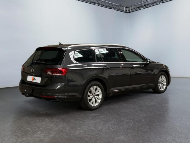 Volkswagen Passat Sw image 6