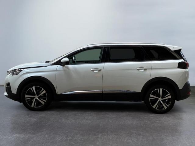 Peugeot 5008 image 7