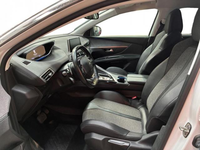 Peugeot 5008 image 5