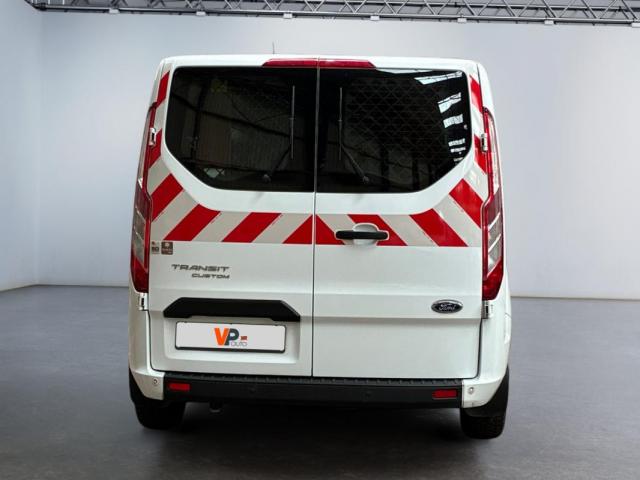 Ford Transit Custom image 3