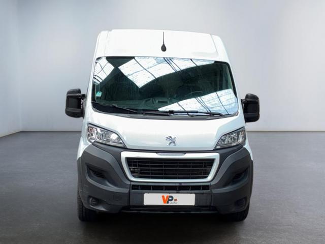 Peugeot Boxer image 2