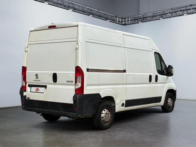 Peugeot Boxer image 1