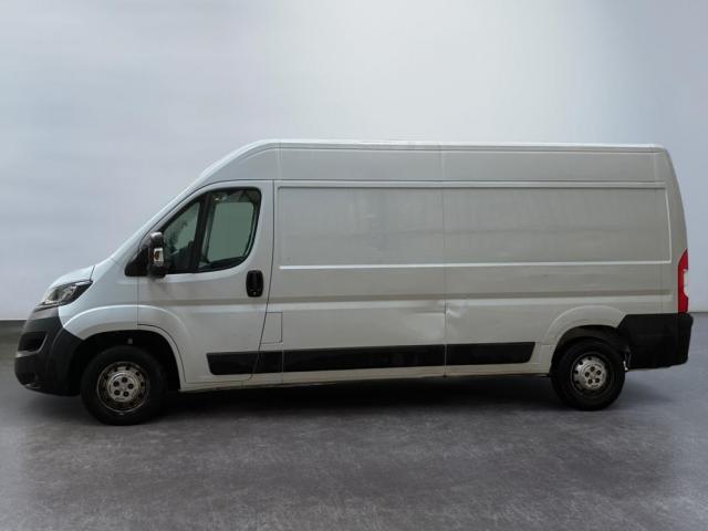 Peugeot Boxer image 1