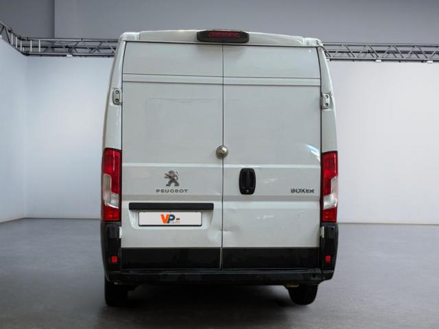 Peugeot Boxer image 2
