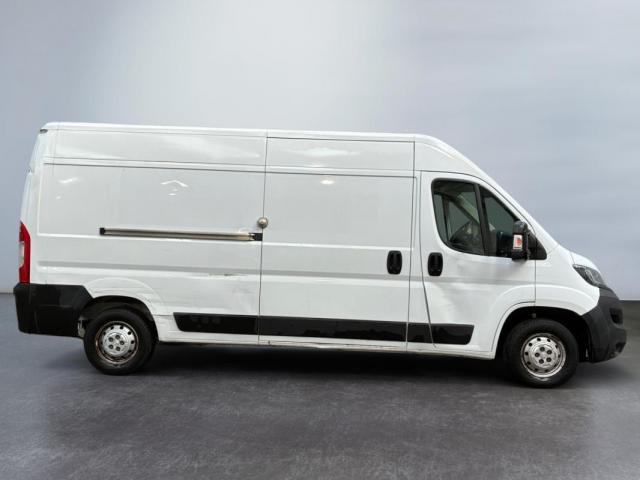 Peugeot Boxer image 8