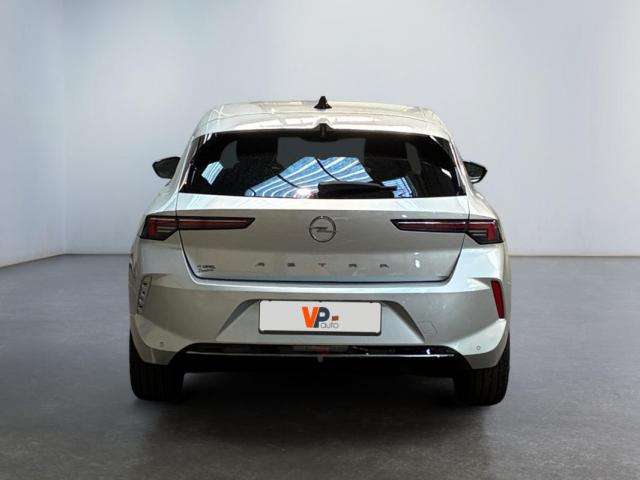 Opel Astra image 2