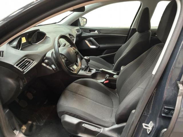 Peugeot 308 image 5