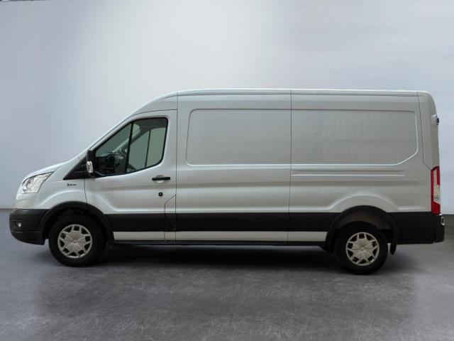 Ford Transit image 8