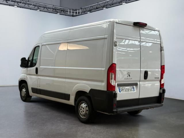 Peugeot Boxer image 2