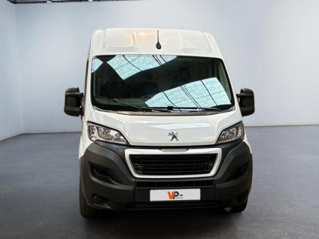 Peugeot Boxer image 1