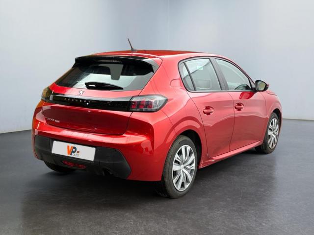 Peugeot 208 image 8